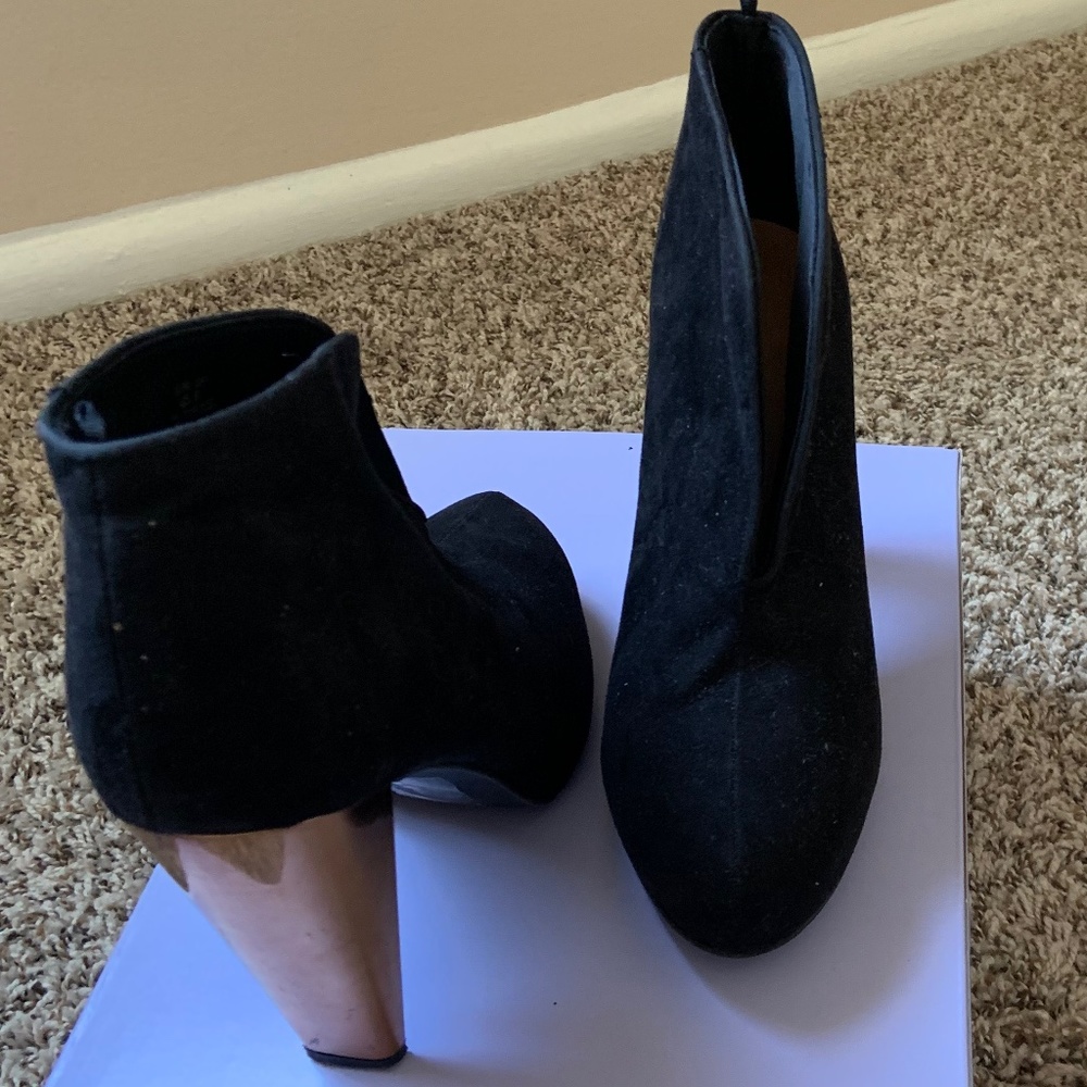 Low booties